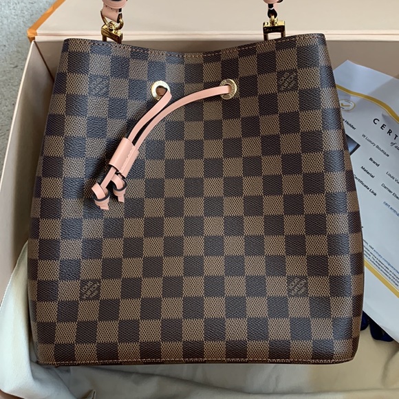 Louis Vuitton NeoNoe MM - Picture 4 of 9